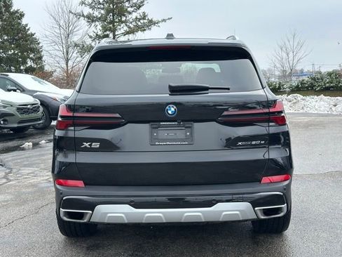 Certified 2025 BMW X5 xDrive50e w/ Climate Comfort Package image 6