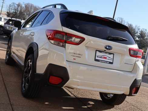 Used 2023 Subaru Crosstrek 2.5i Limited w/ Moonroof Package image 4