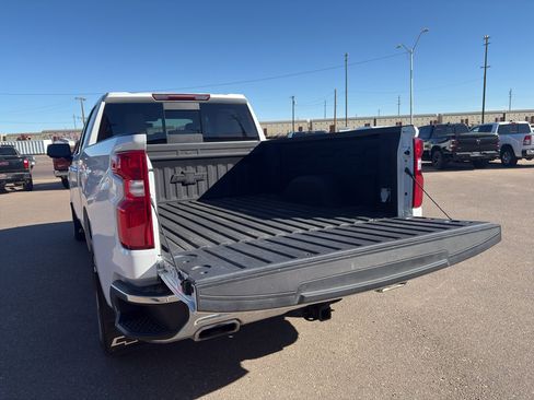 Used 2021 Chevrolet Silverado 1500 LTZ AWD/4WD image 15