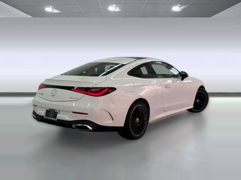 New 2026 Mercedes-Benz CLE 450 4MATIC Coupe image 8