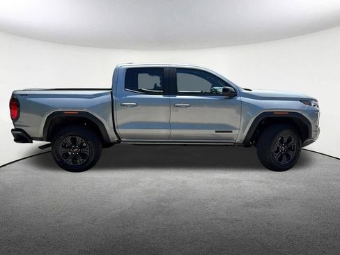 Used 2024 GMC Canyon Elevation w/ Elevation Premium Package AWD/4WD image 15