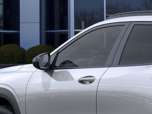 New 2026 Chevrolet Trax RS image 12