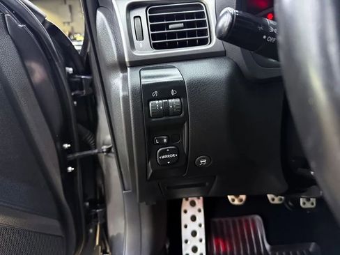 Used 2008 Subaru Impreza WRX STI image 12