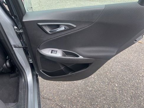 Used 2023 Chevrolet Malibu LT image 14