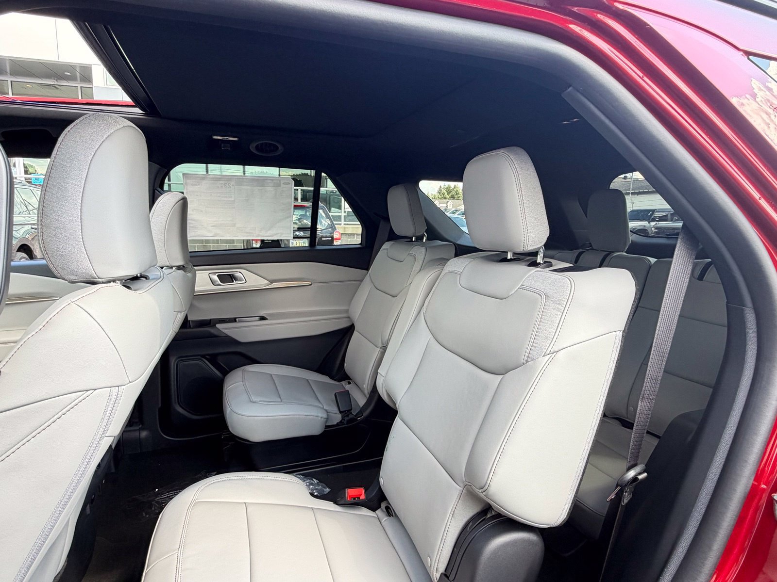 New 2027 Ford Explorer Active w/ Active Comfort Package AWD/4WD image 29