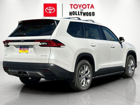 New 2026 Toyota Grand Highlander Limited image 4