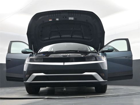 New 2026 Hyundai Ioniq 5 SE image 30