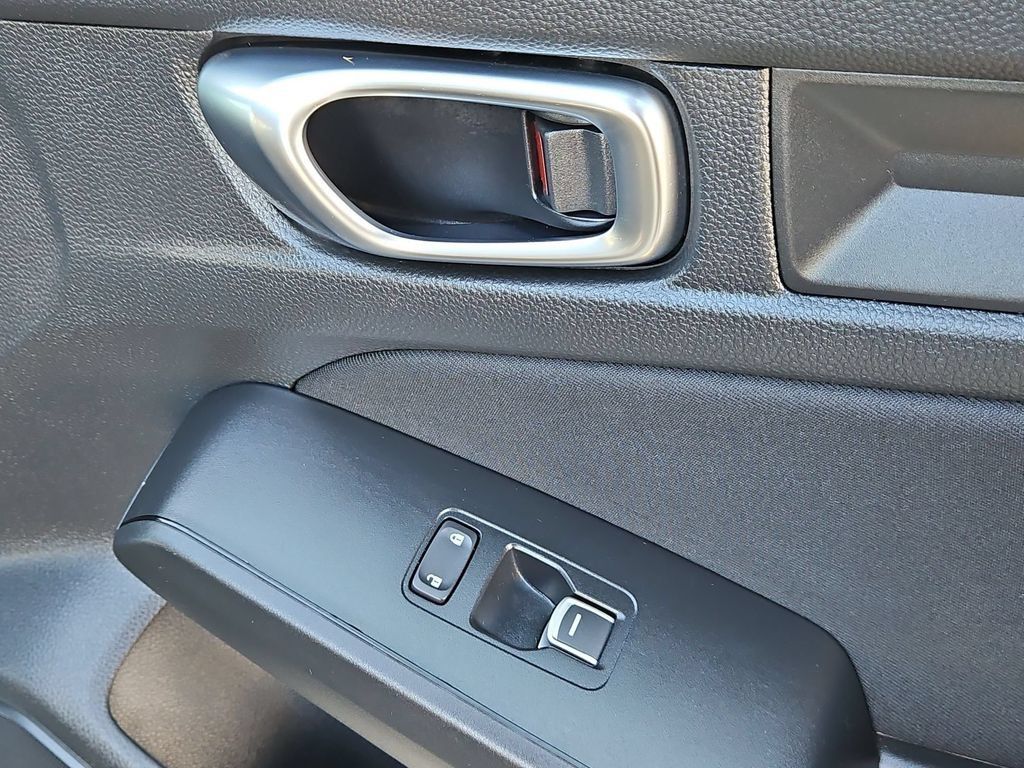 Used 2025 Honda Civic Sport image 34