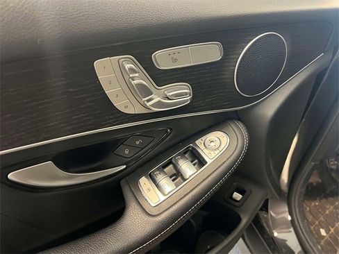 Certified 2022 Mercedes-Benz GLC 300 4MATIC image 15