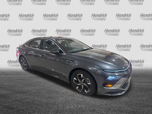 Used 2025 Hyundai Sonata SEL FWD image 50