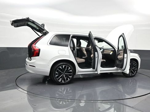 New 2026 Volvo XC90 B6 Plus w/ Protection Package Premier AWD/4WD image 29