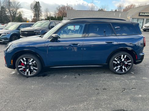 Used 2026 MINI Cooper Countryman John Cooper Works w/ Comfort Package Max image 8