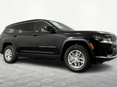 New 2025 Jeep Grand Cherokee L Laredo w/ Luxury Tech Group I image 3