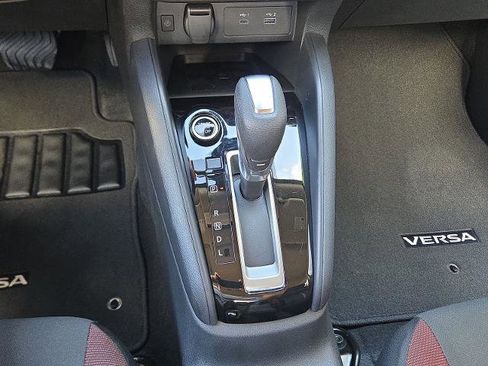 Certified 2025 Nissan Versa SR w/ Trunk Package image 17