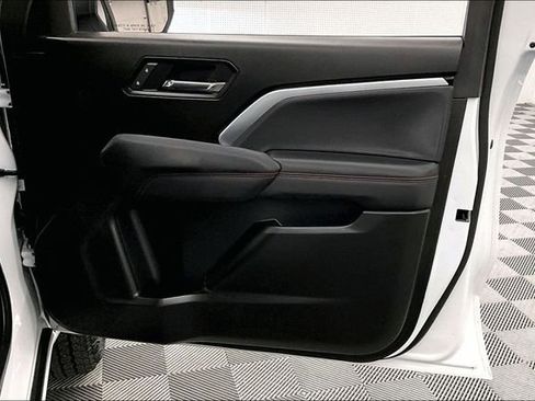 Used 2025 Chevrolet Colorado Z71 image 21