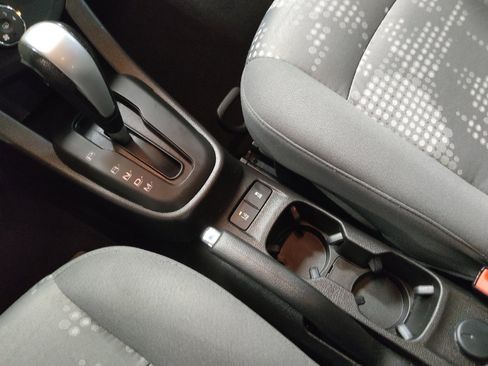 Used 2020 Chevrolet Sonic LT FWD image 26