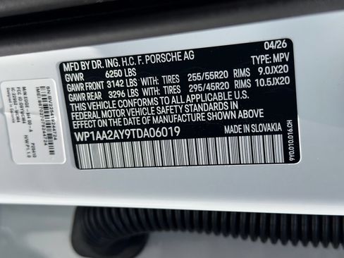Certified 2026 Porsche Cayenne AWD/4WD image 20