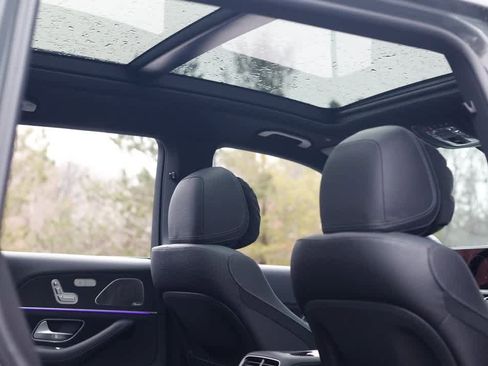 New 2026 Mercedes-Benz GLS 450 4MATIC image 23