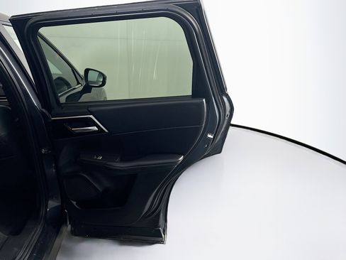 Used 2024 Mitsubishi Outlander SE image 33