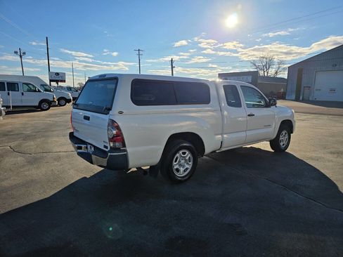Used 2012 Toyota Tacoma 2WD Access Cab image 6
