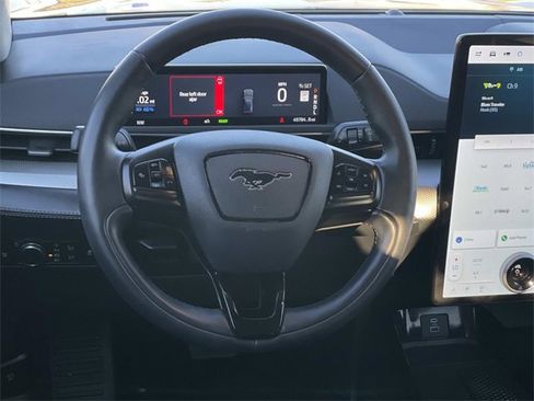 Used 2021 Ford Mustang Mach-E Select w/ Comfort/Appearance Package image 8