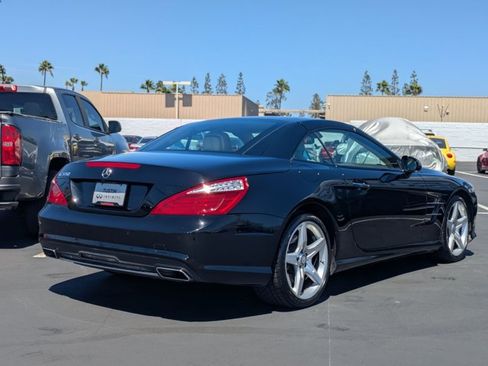 Used 2014 Mercedes-Benz SL 550 image 5
