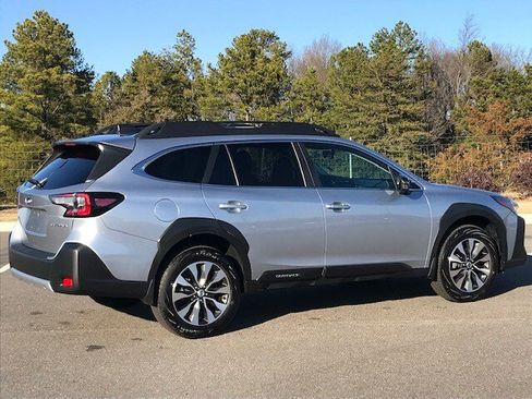 Used 2025 Subaru Outback Limited w/ Popular Package #2 image 3