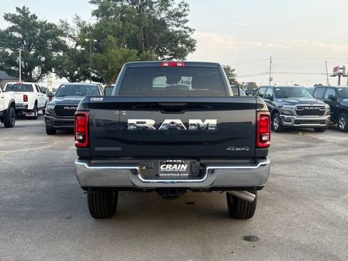 Used 2026 RAM 2500 Big Horn AWD/4WD image 6