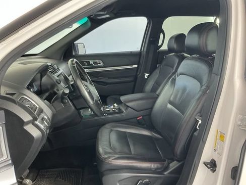 Used 2016 Ford Explorer Sport AWD/4WD image 10