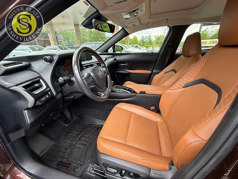 Used 2020 Lexus UX 250h w/ Premium Package AWD/4WD image 11