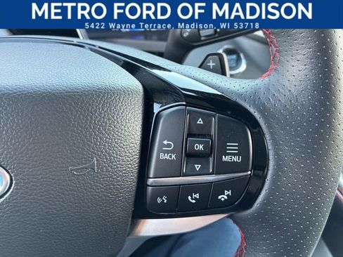 Used 2025 Ford Explorer ST image 31