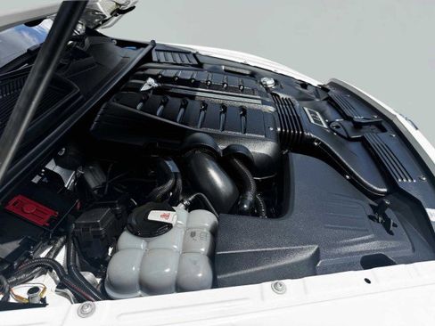 Used 2017 Bentley Bentayga image 61