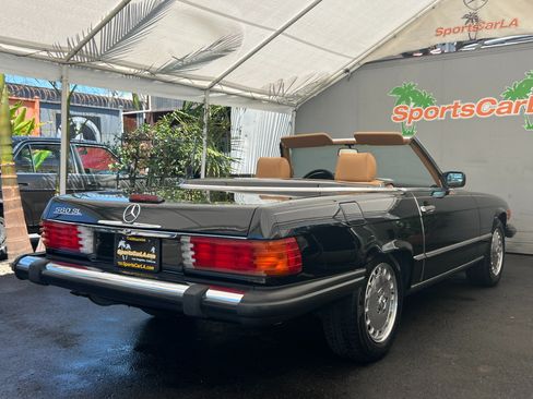 Used 1988 Mercedes-Benz 560 SL image 5