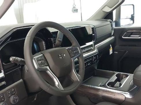 New 2026 Chevrolet Silverado 2500 LTZ w/ Trail Boss Package image 17