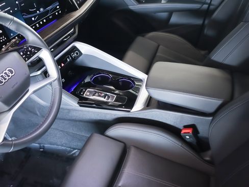 Certified 2025 Audi Q5 Prestige AWD/4WD image 23