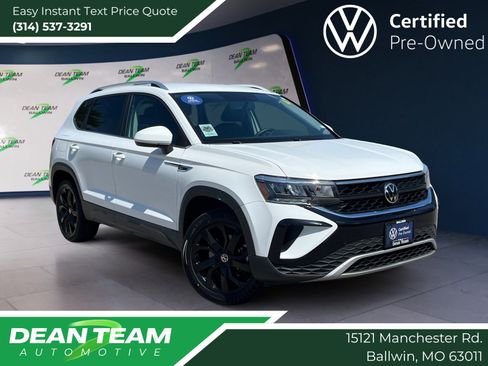 Certified 2022 Volkswagen Taos SE AWD/4WD image 1