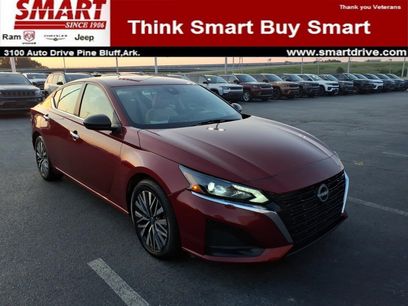 Used 2025 Nissan Altima 2.5 SV