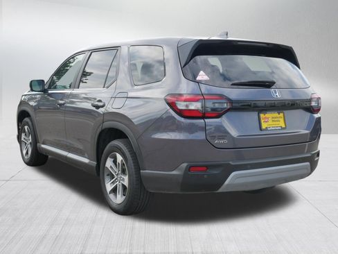 Used 2024 Honda Pilot EX-L image 5