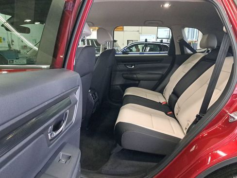 Used 2025 Honda CR-V LX image 13