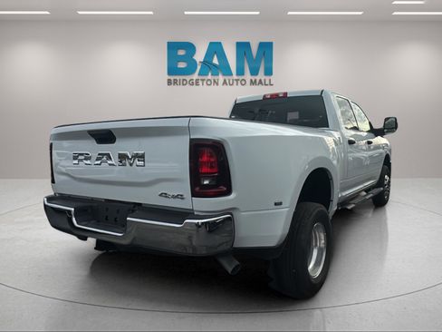 New 2026 RAM 3500 Tradesman image 9