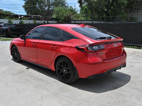Used 2025 Honda Civic Sport image 3