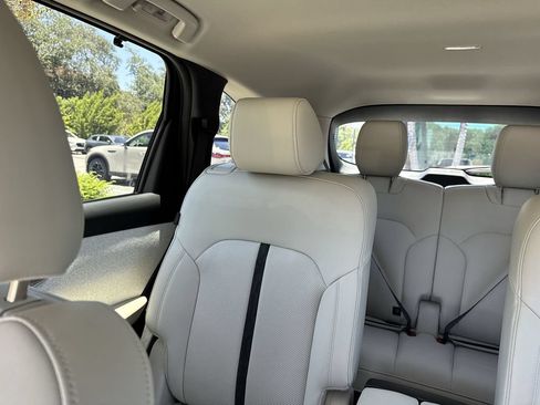 Certified 2024 MAZDA CX-90 3.3 Turbo S w/ Premium Plus AWD/4WD image 17