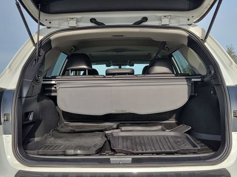 Used 2018 Subaru Outback 2.5i Limited AWD/4WD image 31