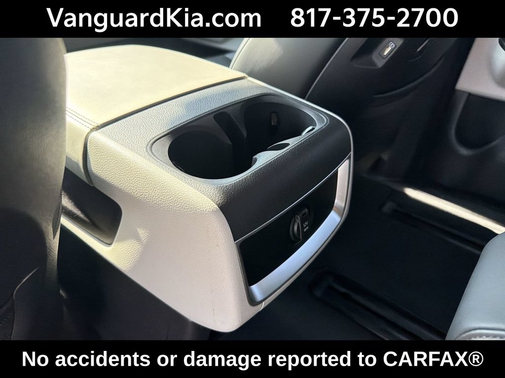 Certified 2022 Kia Carnival LX FWD image 24