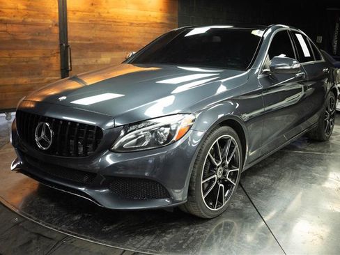 Used 2015 Mercedes-Benz C 300 4MATIC Sedan image 2