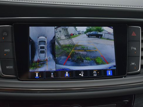 Used 2022 Buick Enclave Essence w/ Experience Buick Package image 26