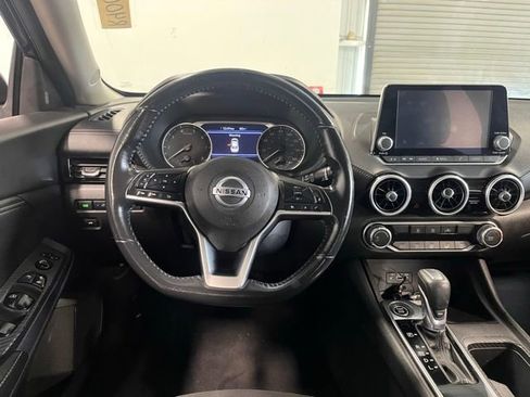 Used 2022 Nissan Sentra SV image 20