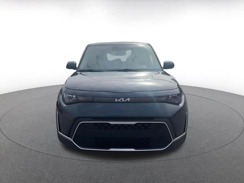 Used 2025 Kia Soul LX w/ LX Technology Package image 4