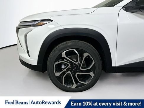 New 2026 Chevrolet Trax RS w/ Sunroof Package image 19