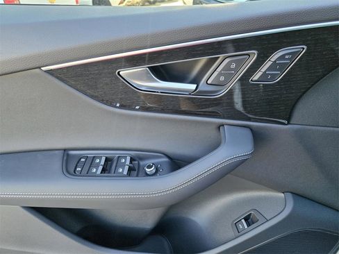 New 2025 Audi Q7 2.0T Premium Plus image 18